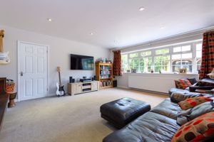 Lounge- click for photo gallery